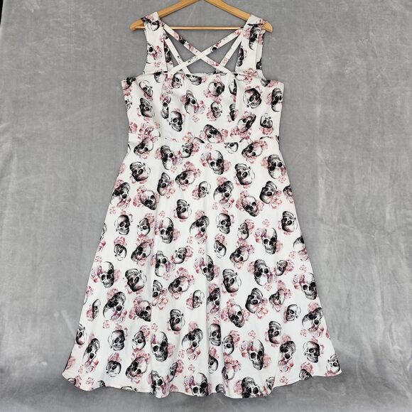 Torrid Dress Womens 14 Skull Rose Print Strappy Criss Cross Fit Flare Skater - Picture 14 of 14